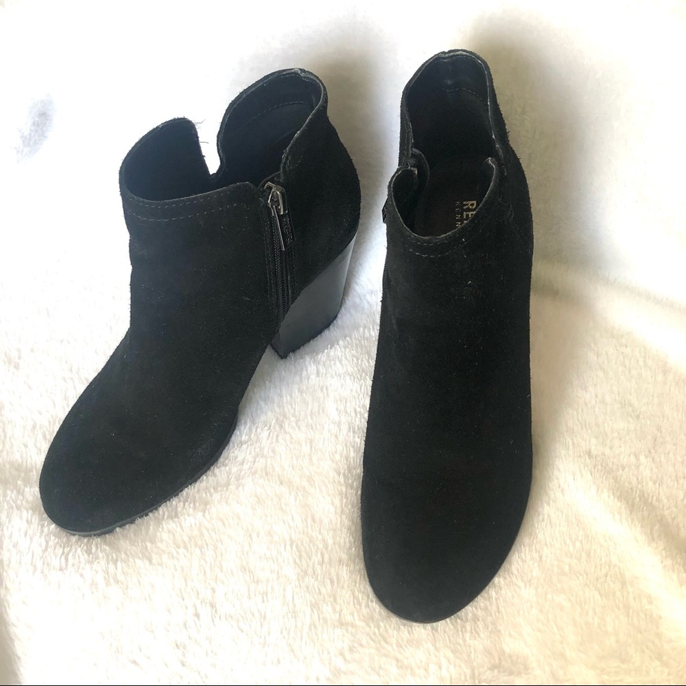 Kenneth Cole Reaction Mightiest Black Suede Boots Timeless Minimalist Neutral